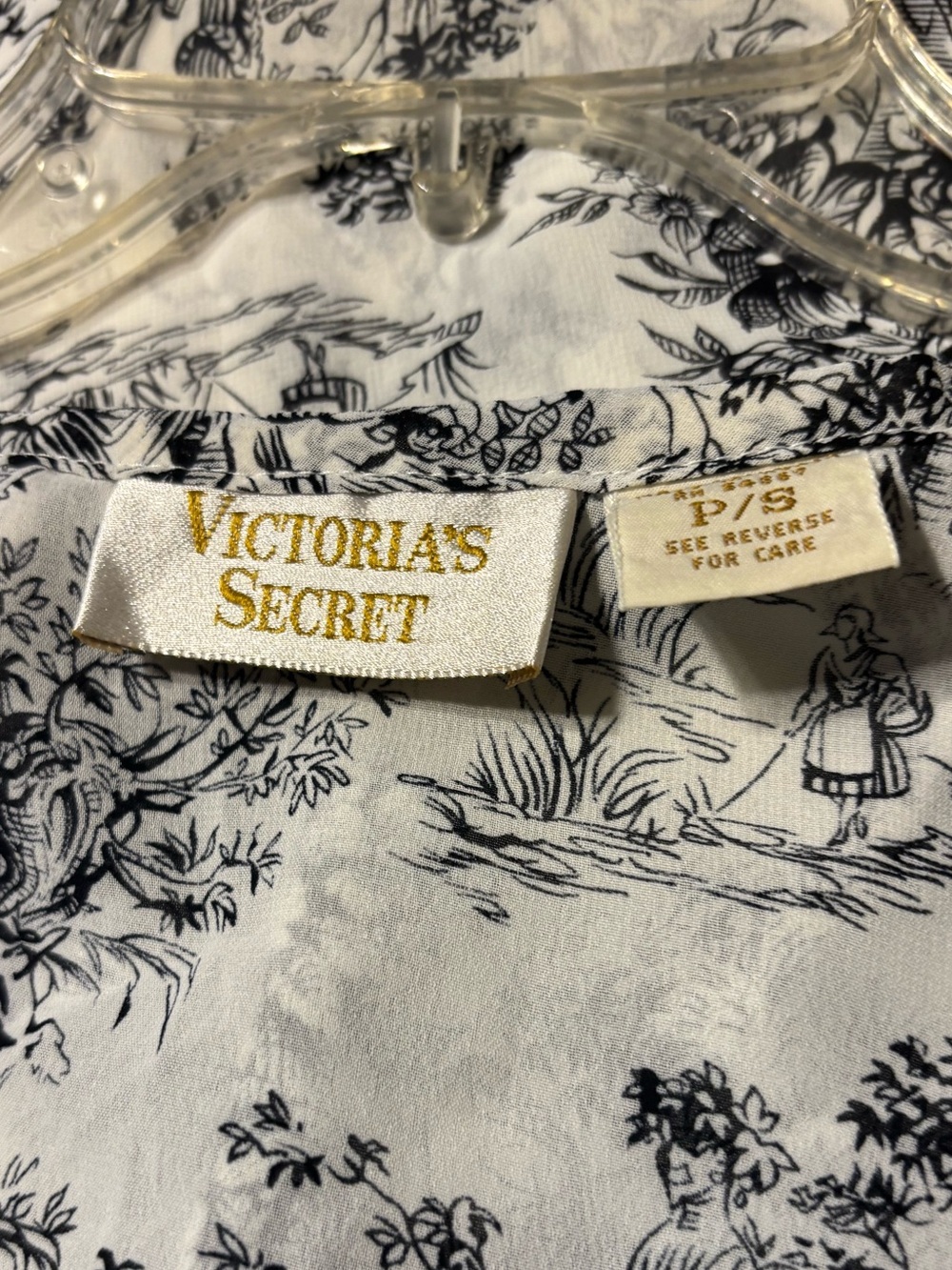Victoria's Secret Gold Label Vintage Nightgown - Picture 3 of 9